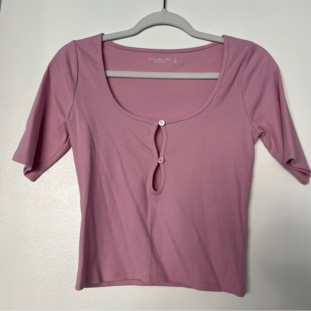 Abercrombie & Fitch Mauve Button Detail Crop Top